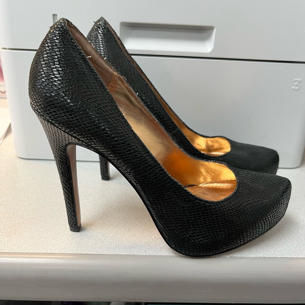 BCBGeneration Black Textured Heels